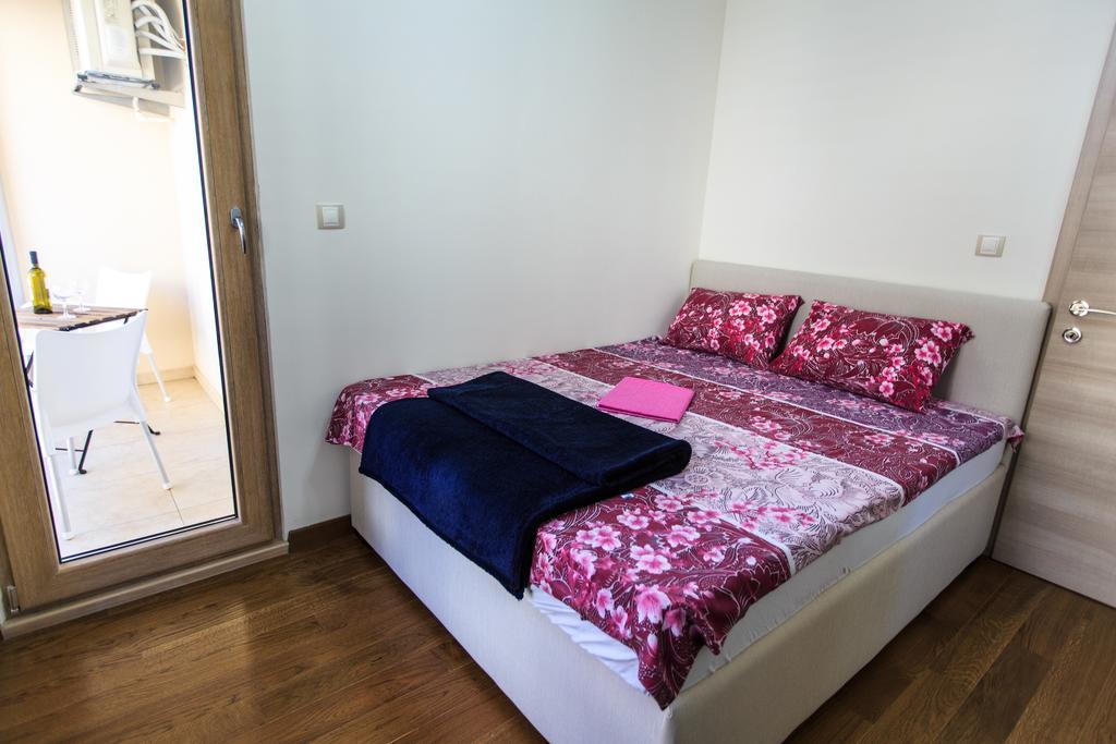 De Lux Apartments Petrovac na moru Exterior foto