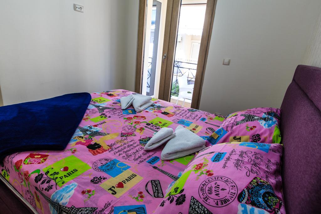 De Lux Apartments Petrovac na moru Exterior foto