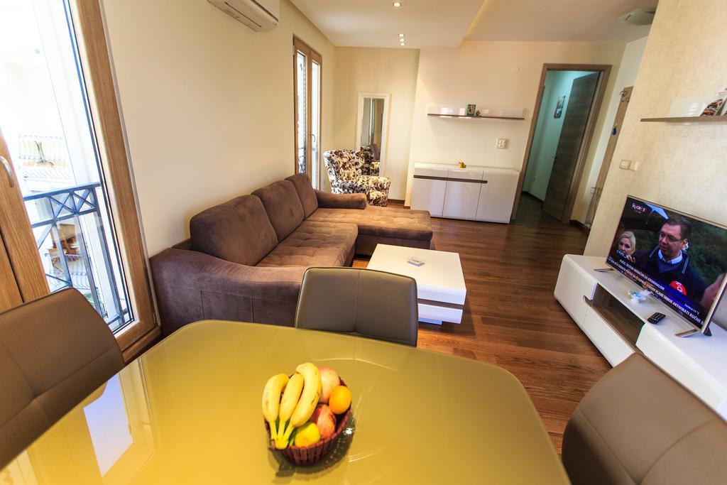 De Lux Apartments Petrovac na moru Exterior foto