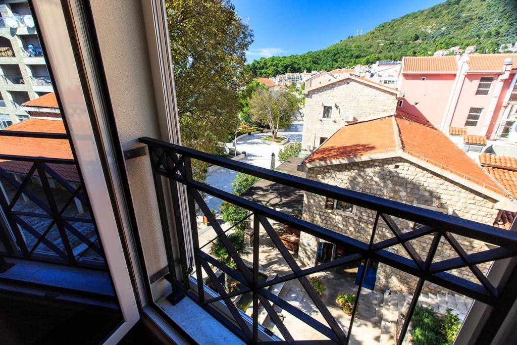 De Lux Apartments Petrovac na moru Exterior foto