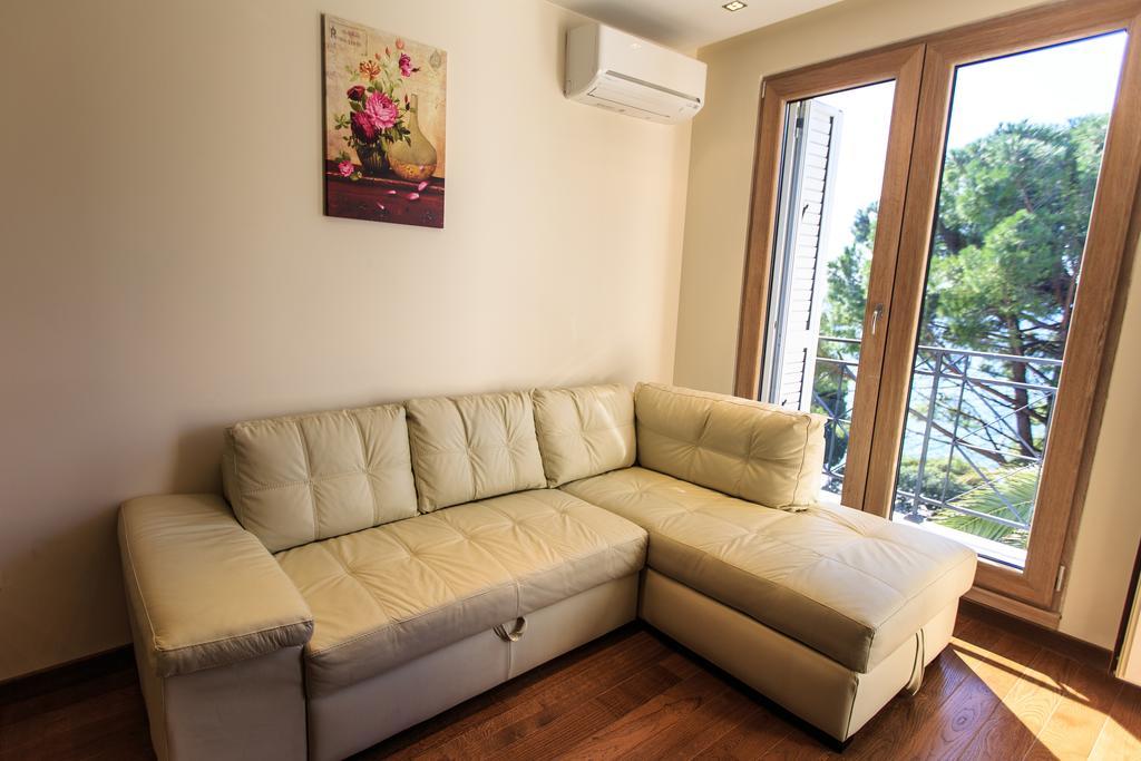 De Lux Apartments Petrovac na moru Exterior foto