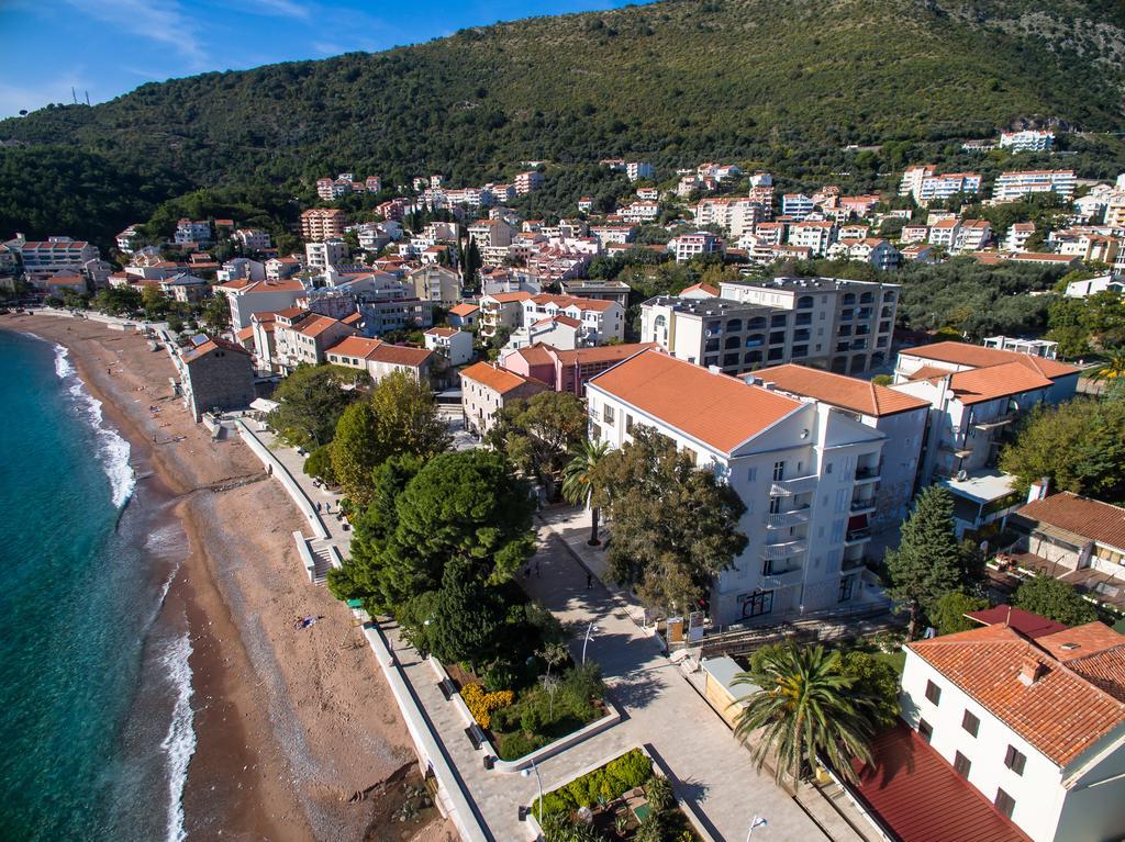 De Lux Apartments Petrovac na moru Exterior foto